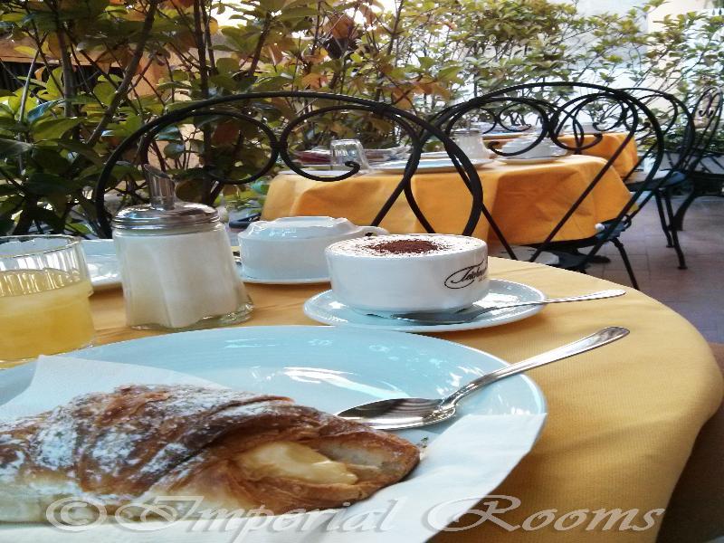 Pensión Imperial Luxury 3*